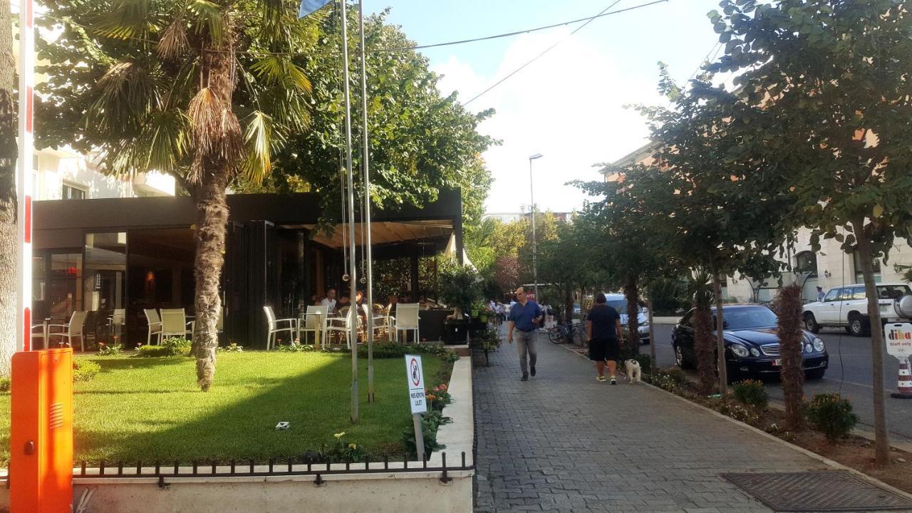 Traveler'S Place At Tirana City Centre מראה חיצוני תמונה